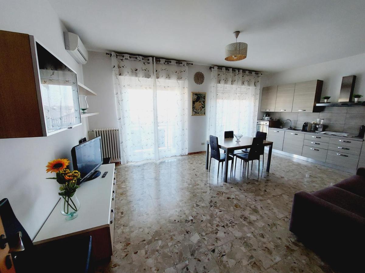 Casa Marinella Daire San Giovanni Lupatoto Dış mekan fotoğraf